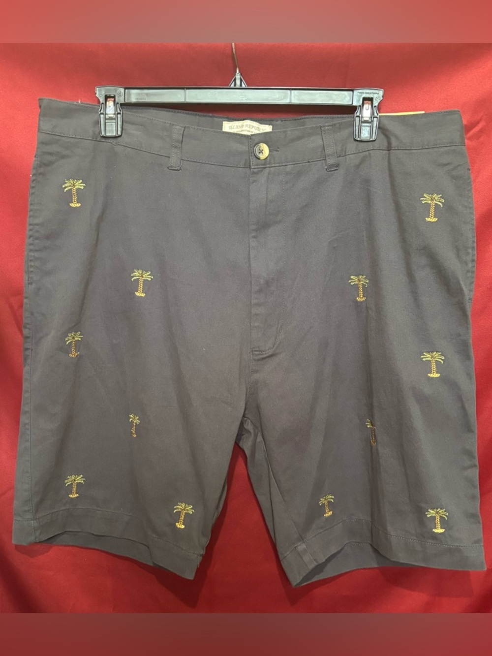Men's Embroidered Palm Tree Shorts - Black